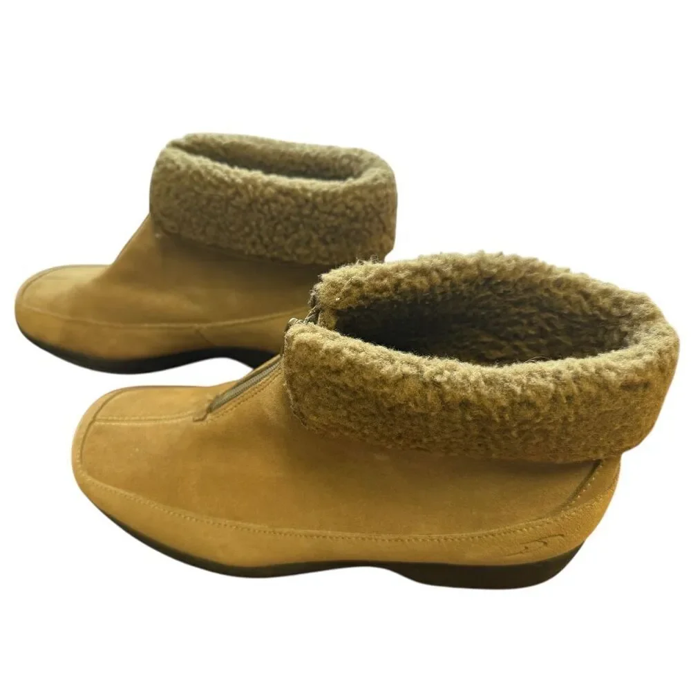 Dr. Scholl’s Tan Suede Demi Boot Sz. 9.5. Top Zip Fleece Lined Comfort